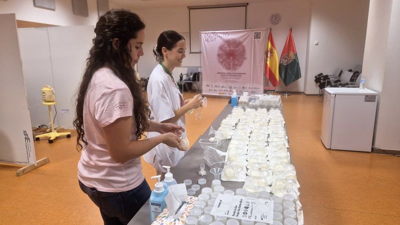 El Clínico San Cecilio acoge la recogida de muestras de leche materna del proyecto HERA de investigación El Clínico San Cecilio acoge la recogida de muestras de leche materna del proyecto HERA de investigación